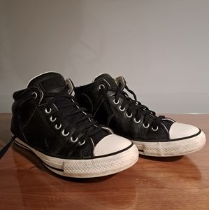 Unisex Black Allstar Converse Hightops